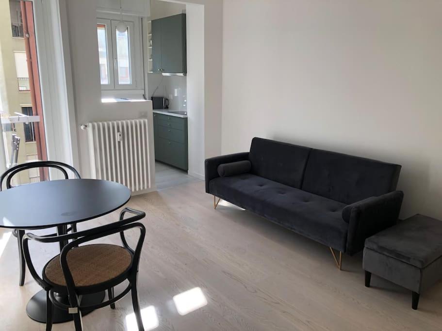 Milan New Apartment In Lively Central Area Extérieur photo